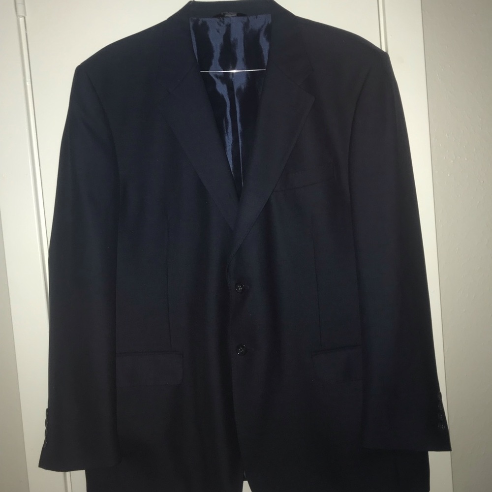 BRAND NEW SUIT !!